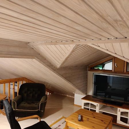 Villa Hutsula Yllas Ylläsjärvi Exteriör bild